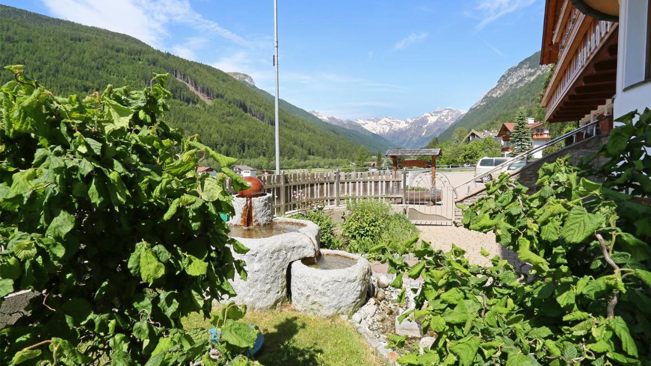 Pension Alpenhof B&B Colle Isarco Exterior foto